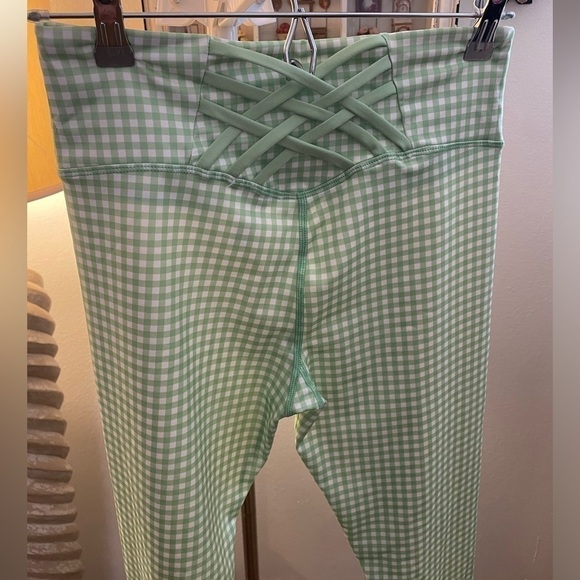NWT Women’s LA + Image Green Checkered Workout set - Picture 5 of 5